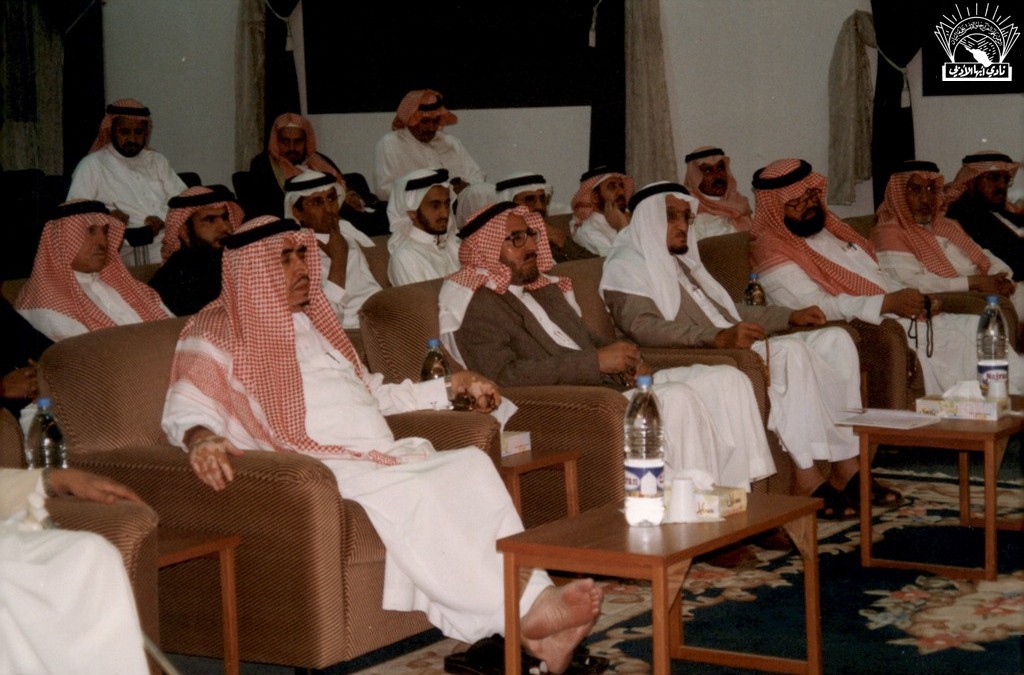 لقاء مفتوح مع رئيس بلدية أبها المهندس / محمد صالح الشهري – إدارة / أحمد التيهاني .