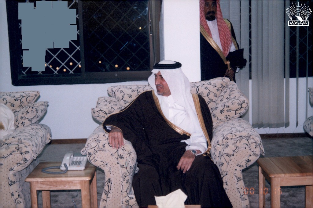 الأمير / خالد الفيصل يفتتح مكتبة النادي ( مكتبة الملك عبد الله ) ….