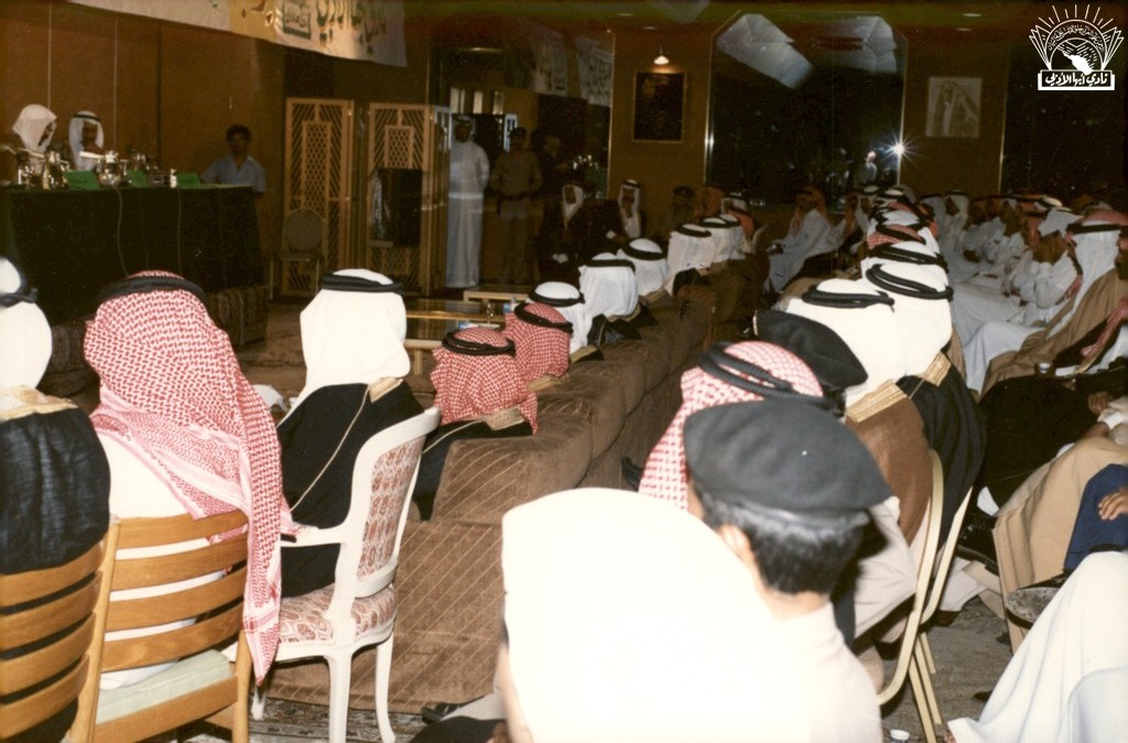 إحدى الفعاليات في النادي لعبد الله بن إدريس وغيره برعاية الأمير / خالد الفيصل .